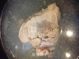 麻辣鸡丝的做法步骤：1