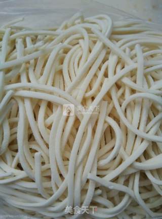 榨菜肉丝面的做法步骤：2