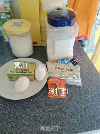 杏仁字母饼干的做法步骤：1