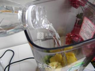 猕猴桃芒果汁的做法步骤：4
