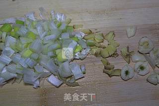 炝甘蓝的做法步骤：2
