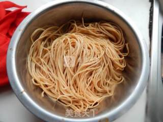 干煽豆丝的做法步骤：1