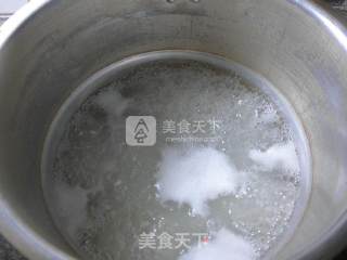生菜皮蛋大米粥的做法步骤：4