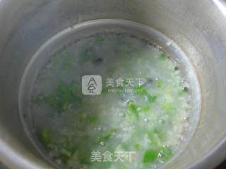 生菜皮蛋大米粥的做法步骤：7