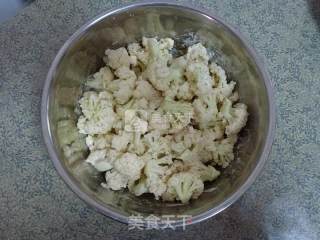 香酥菜花的做法步骤：1