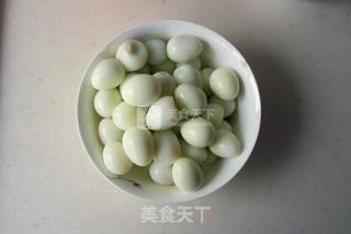 墨鱼干鹌鹑蛋红烧肉的做法步骤：9