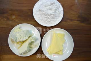 糖衣奶酪草莓卷的做法步骤：11