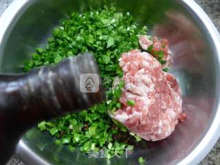 韭菜黑木耳馅饺子的做法步骤：5