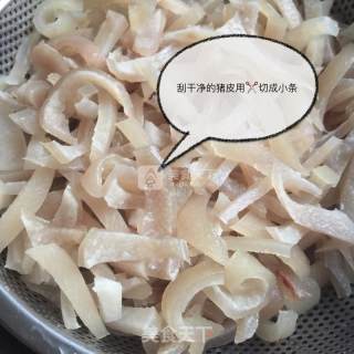 双色皮冻的做法步骤：2