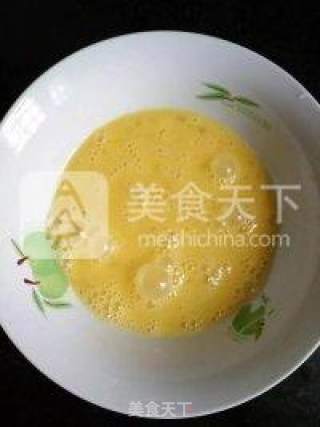鸡蛋芝麻锅巴的做法步骤：2