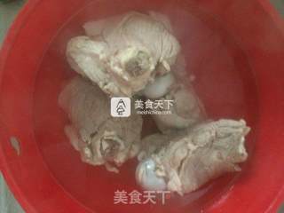 胡萝卜玉米大骨汤的做法步骤：5