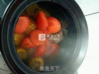 胡萝卜玉米大骨汤的做法步骤：12