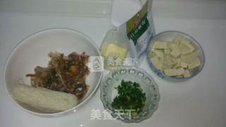 鸡架粉丝汤的做法步骤：1