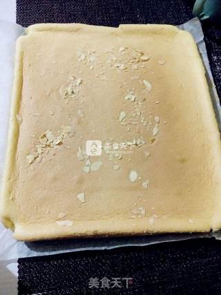 戚风蛋糕卷的做法步骤：15