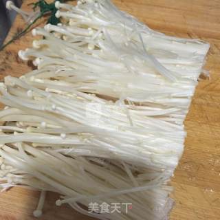 香煎金针菇培根卷的做法步骤：1
