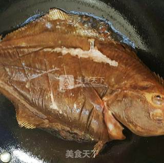 红烧石鲽鱼的做法步骤：4