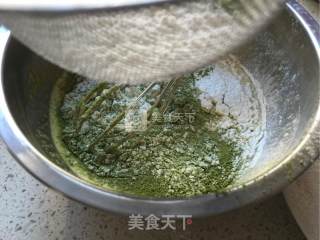 抹茶蜜豆戚风蛋糕的做法步骤：5