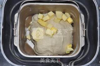 紫薯面包卷的做法步骤：2