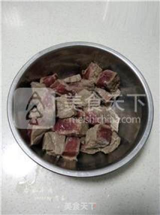 【冬季滋补】冷水牛肉的做法步骤：4