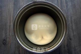 肠仔包的做法步骤：5