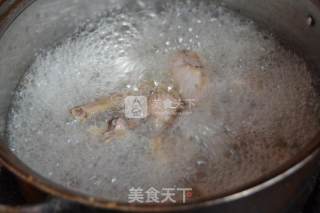 山药胡萝卜鸡汤的做法步骤：3