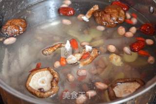 山药胡萝卜鸡汤的做法步骤：4
