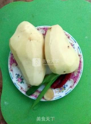 酸辣土豆丝的做法步骤：1