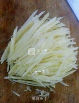 酸辣土豆丝的做法步骤：3