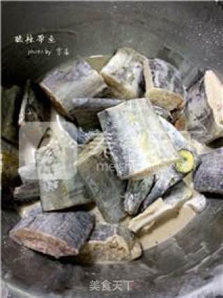 【开胃下饭菜】酸辣带鱼的做法步骤：3