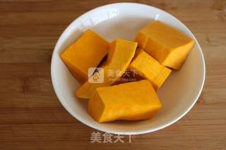 酒酿南瓜圆子的做法步骤：2