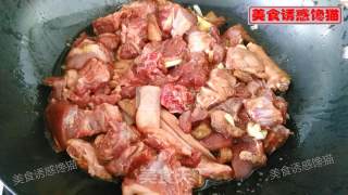 爽辣啤酒鸭的做法步骤：8
