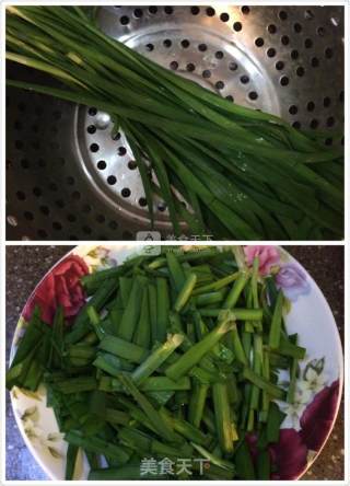 韭菜鸡蛋爆虾球的做法步骤：4