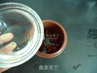 红枣瘦肉炖阿胶的做法步骤：5