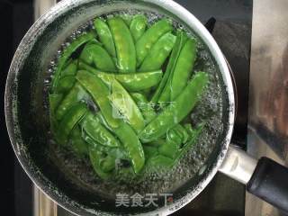 香菇荷兰豆的做法步骤：4