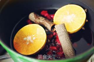 冬季热饮   覆盆子热红酒的做法步骤：4