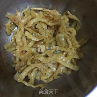 萝卜干煎蛋的做法步骤：1
