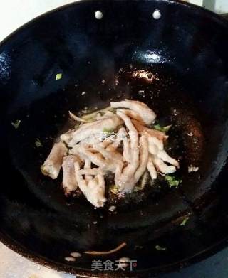 红烧鸡爪的做法步骤：4