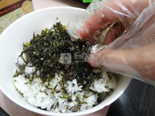 用“五常稻花香大米” 做“韩式海苔饭团”的做法步骤：4