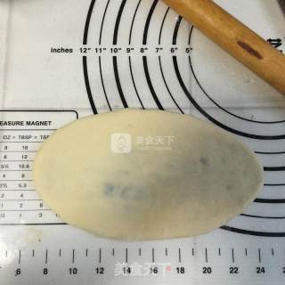 豆沙面包卷的做法步骤：6