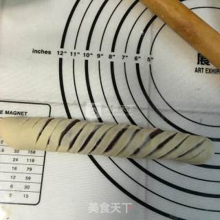 豆沙面包卷的做法步骤：8