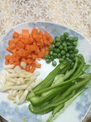 鸡肉披萨的做法步骤：2