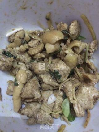 鸡肉披萨的做法步骤：3