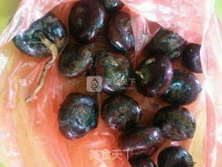 海带荸荠猪脚汤的做法步骤：2