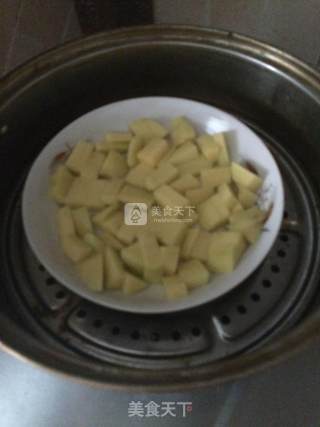 肉松土豆饼的做法步骤：1