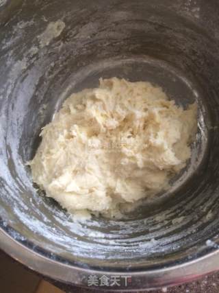 肉松土豆饼的做法步骤：4