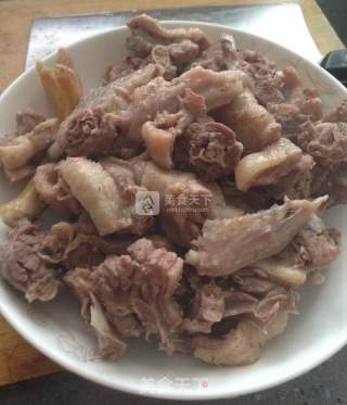 仔姜炒鸭的做法步骤：2