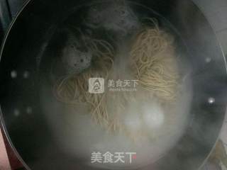榨菜肉丝面的做法步骤：7