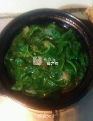 凉拌菠菜的做法步骤：1