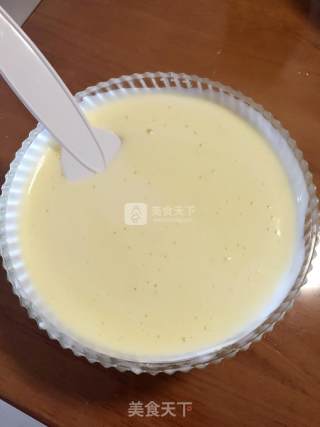 提子戚风蛋糕卷的做法步骤：7