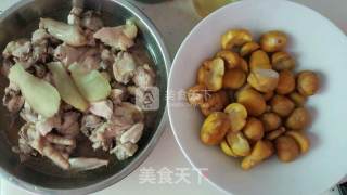 栗子焖鸡的做法步骤：5